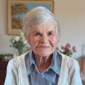 Elaine Oosterbroek/Hurry at 87